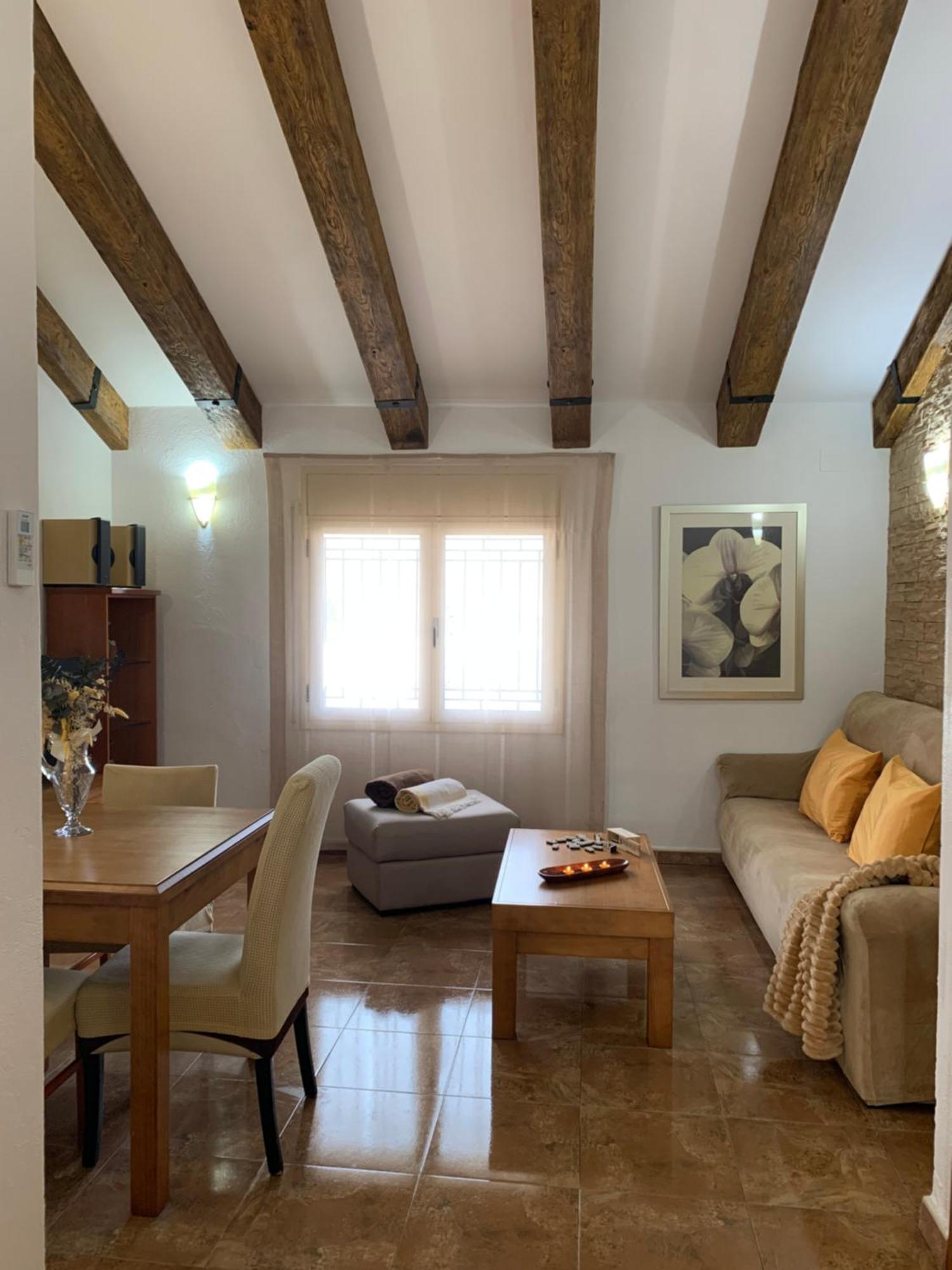 منزل الضيف ديلتيبري  في Casa Enric , Con Zona Infantil, Piscina Y Parking Privado المظهر الخارجي الصورة