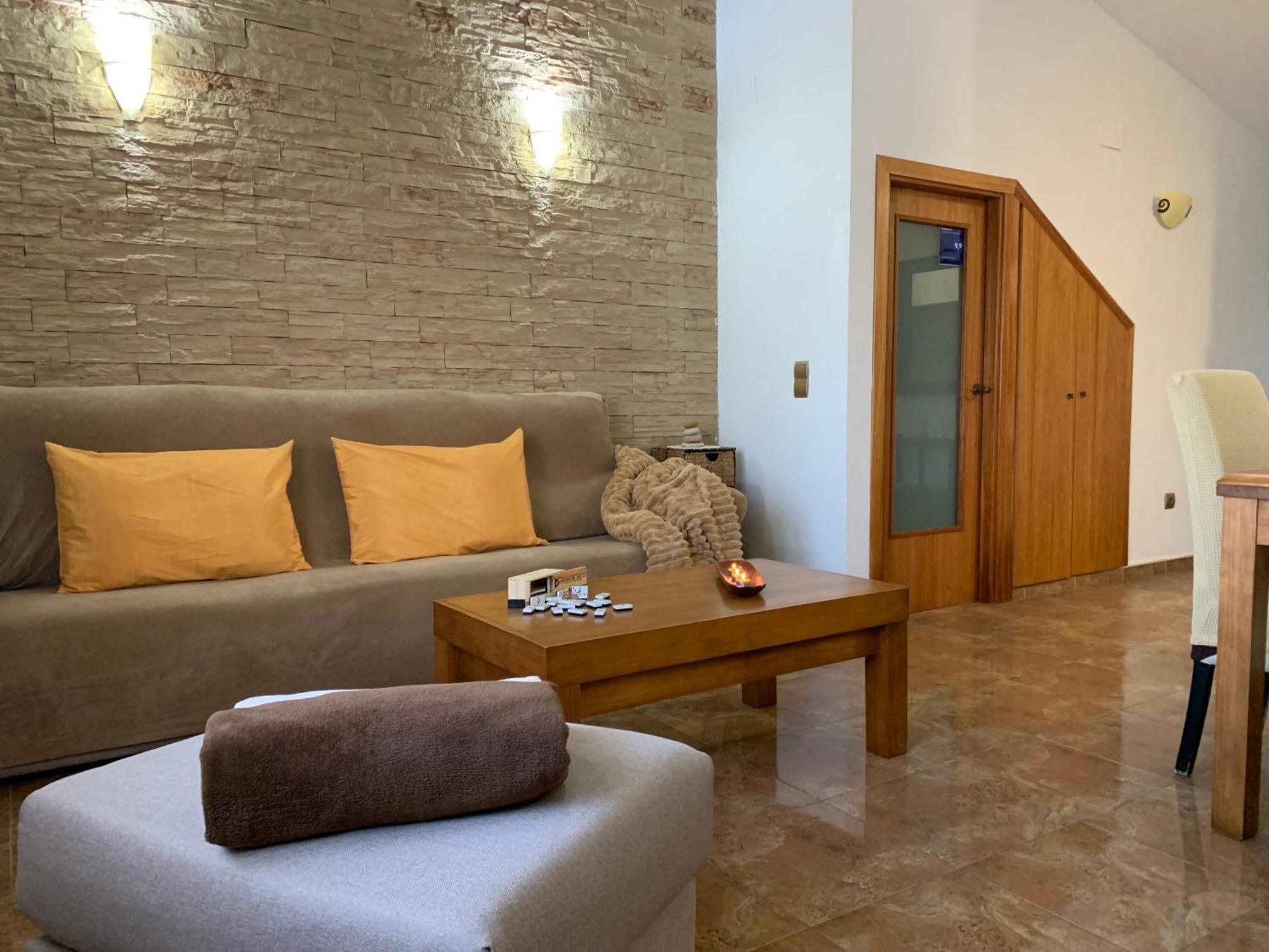 منزل الضيف ديلتيبري  في Casa Enric , Con Zona Infantil, Piscina Y Parking Privado المظهر الخارجي الصورة